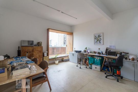 Suite de apartamento para alugar com 1 quarto, 95m² em República, São Paulo