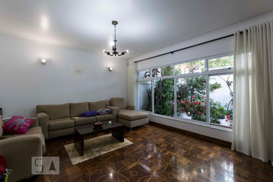 Casa à venda com 3 quartos, 260m² em Vila Mariana, São Paulo