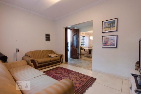 Sala de casa à venda com 3 quartos, 240m² em Sumaré, São Paulo