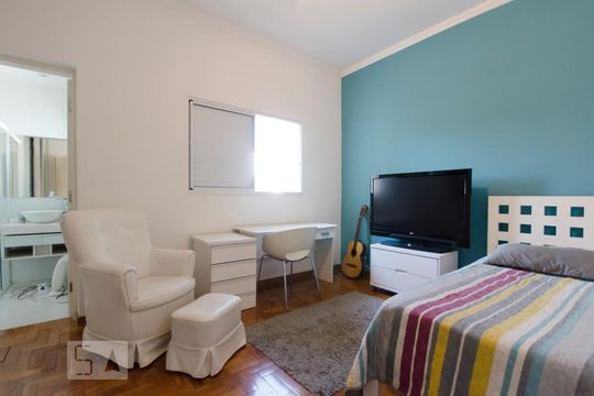 Suíte 1 de casa à venda com 3 quartos, 240m² em Sumaré, São Paulo