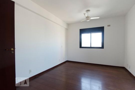 Apartamento à venda com 3 quartos, 128m² em Jardim das Laranjeiras, São Paulo