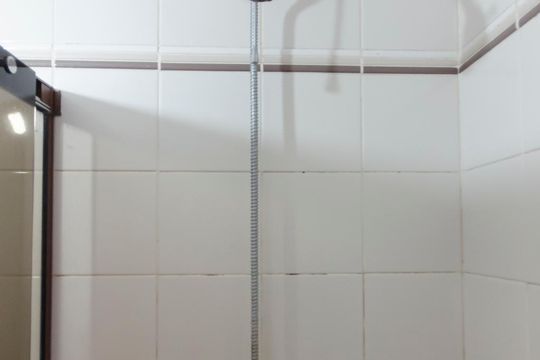 Banheiro de apartamento à venda com 3 quartos, 128m² em Jardim das Laranjeiras, São Paulo