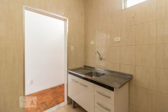 Cozinha de kitnet/studio à venda com 1 quarto, 29m² em Bela Vista, São Paulo