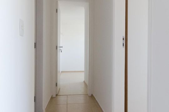 1º piso - corredor de apartamento à venda com 3 quartos, 123m² em Mansões Santo Antônio, Campinas