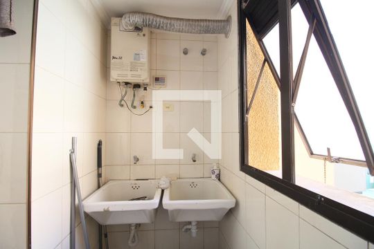 Área de Serviço de apartamento à venda com 4 quartos, 243m² em Jardim Vitória Régia, São Paulo