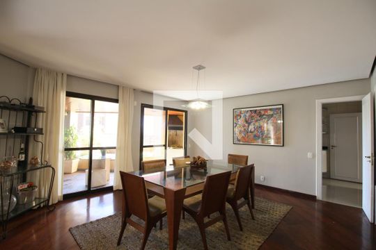 Sala de Jantar de apartamento à venda com 4 quartos, 243m² em Jardim Vitória Régia, São Paulo