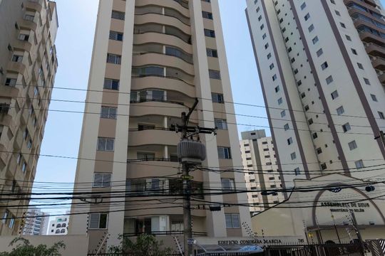 Fachada de apartamento para alugar com 2 quartos, 60m² em Vila Gumercindo, São Paulo