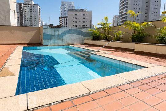 Área comum - Piscina adulto de apartamento para alugar com 2 quartos, 60m² em Vila Gumercindo, São Paulo
