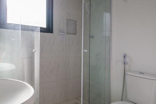 Cozinha de casa para alugar com 1 quarto, 41m² em Sumaré, São Paulo