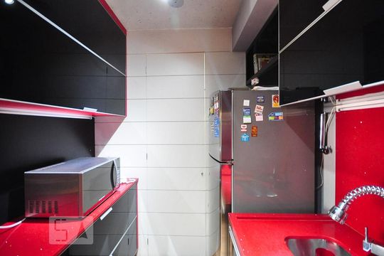 detalhe da cozinha de apartamento para alugar com 1 quarto, 70m² em Vila Suzana, São Paulo