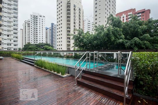 Piscina de kitnet/studio à venda com 1 quarto, 35m² em Brooklin Paulista, São Paulo