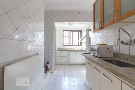 Cozinha de apartamento à venda com 3 quartos, 90m² em Vila Clementino, São Paulo