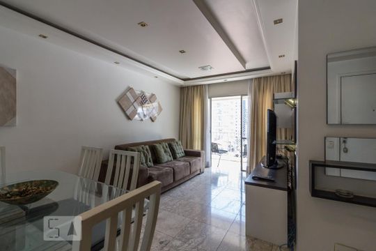Sala de apartamento para alugar com 2 quartos, 66m² em Itaim Bibi, São Paulo
