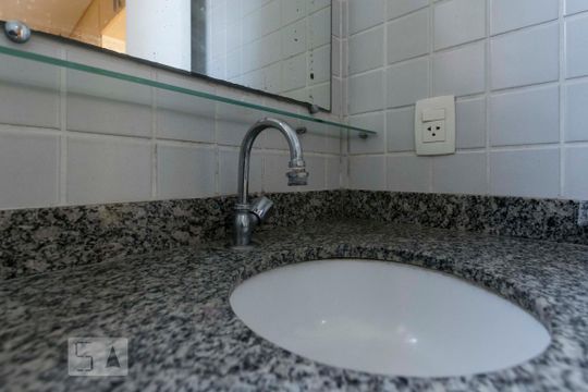 Suíte - Banheiro (Torneira) de apartamento à venda com 1 quarto, 40m² em Ipiranga, São Paulo