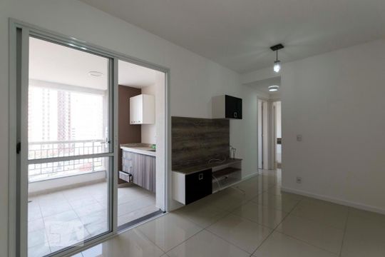 Apartamento à venda com 2 quartos, 60m² em Vila Gumercindo, São Paulo