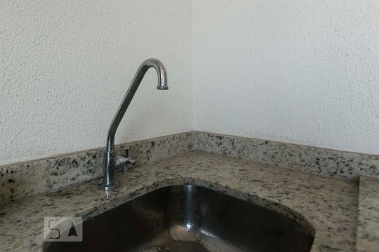 Varanda Gourmet (Torneira) de apartamento à venda com 2 quartos, 60m² em Vila Gumercindo, São Paulo