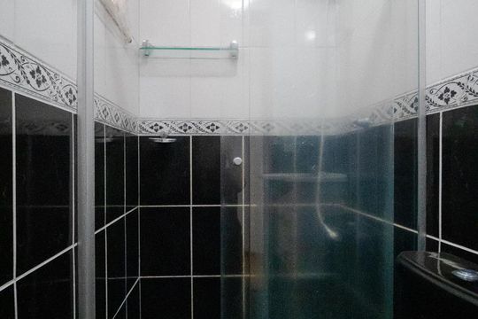 Banheiro de kitnet/studio à venda com 1 quarto, 48m² em Botafogo, Campinas