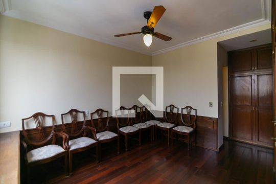Quarto 3 de apartamento para alugar com 3 quartos, 320m² em Vila Suzana, São Paulo