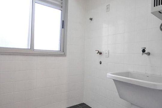 área de serviço de apartamento à venda com 3 quartos, 70m² em Vila Andrade, São Paulo