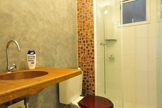 banheiro de apartamento para alugar com 2 quartos, 70m² em Jardim Parque Morumbi, São Paulo
