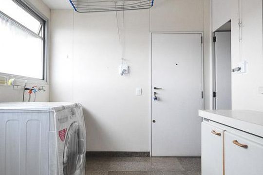 área de serviço de apartamento à venda com 4 quartos, 180m² em Vila Suzana, São Paulo