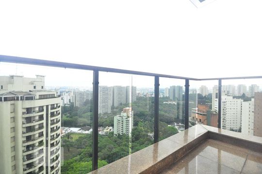 varanda da suíte 1 de apartamento à venda com 4 quartos, 180m² em Vila Suzana, São Paulo