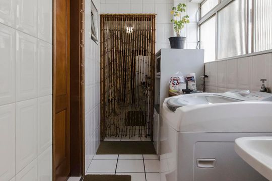 Lavanderia de apartamento para alugar com 3 quartos, 87m² em Sumaré, São Paulo