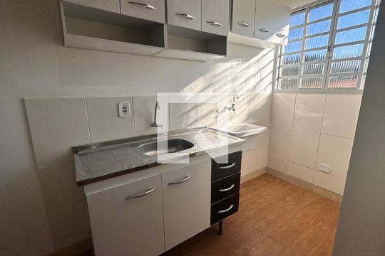 Studio de casa para alugar com 1 quarto, 25m² em Santo Amaro, São Paulo