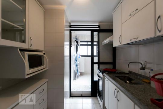 Cozinha de apartamento à venda com 2 quartos, 110m² em Vila Guarani (z Sul), São Paulo
