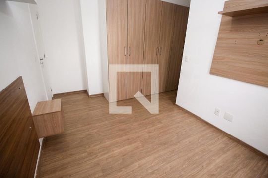 Suíte de apartamento para alugar com 2 quartos, 56m² em Vila Andrade, São Paulo