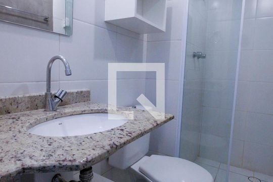 Banheiro de apartamento para alugar com 2 quartos, 56m² em Vila Andrade, São Paulo
