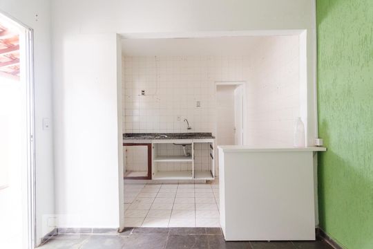 Edícula - cozinha de casa para alugar com 3 quartos, 125m² em Nova Campinas, Campinas