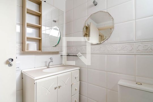 Banheiro de apartamento à venda com 2 quartos, 86m² em Pinheiros, São Paulo