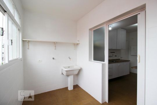 Área de Serviço de apartamento à venda com 3 quartos, 120m² em Itaim Bibi, São Paulo