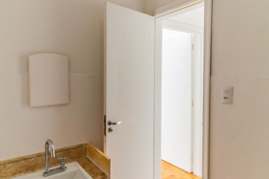 Banheiro de apartamento para alugar com 1 quarto, 40m² em Bela Vista, São Paulo