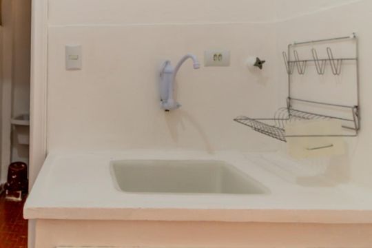 Cozinha de apartamento para alugar com 1 quarto, 40m² em Bela Vista, São Paulo