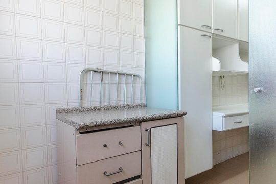 Lavanderia de apartamento à venda com 2 quartos, 57m² em Santa Teresinha, São Paulo