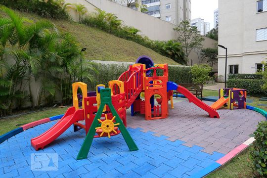 Playground de apartamento à venda com 2 quartos, 56m² em Vila Andrade, São Paulo