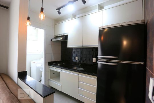 Cozinha de apartamento à venda com 2 quartos, 56m² em Vila Andrade, São Paulo