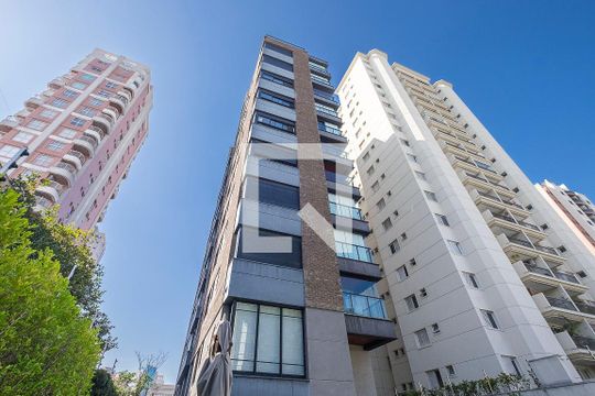 Fachada de apartamento para alugar com 1 quarto, 40m² em Pinheiros, São Paulo