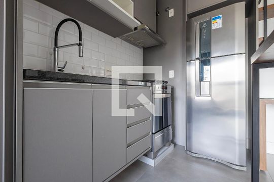 Sala/Cozinha de apartamento para alugar com 1 quarto, 40m² em Pinheiros, São Paulo