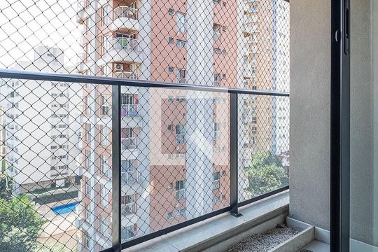 Sala/Cozinha - Varanda de apartamento para alugar com 1 quarto, 40m² em Pinheiros, São Paulo