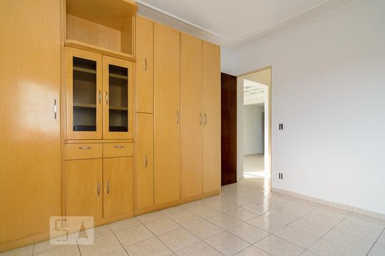 Quarto 2 de apartamento à venda com 2 quartos, 65m² em Silveira, Santo André