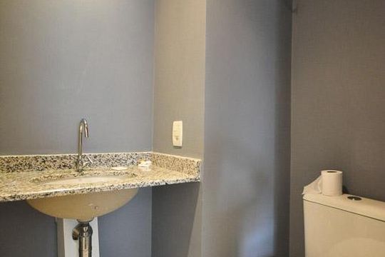 banheiro de apartamento à venda com 2 quartos, 64m² em Vila Suzana, São Paulo