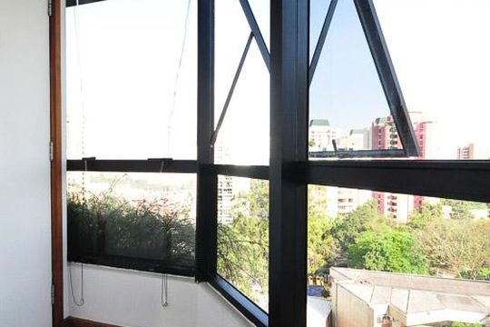 hall de entrada de apartamento à venda com 1 quarto, 82m² em Vila Suzana, São Paulo