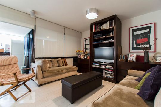 Sala de apartamento para alugar com 3 quartos, 185m² em Real Parque, São Paulo