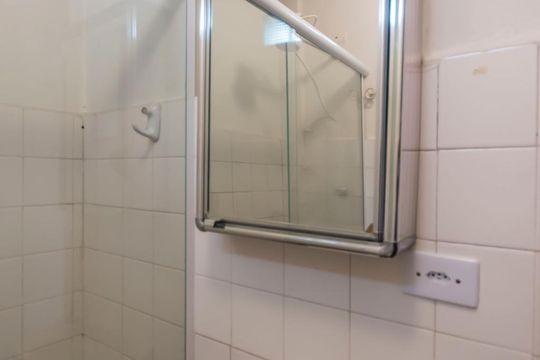 Banheiro de apartamento à venda com 2 quartos, 80m² em Sumaré, São Paulo
