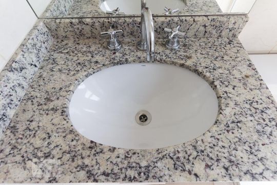 Banheiro de apartamento à venda com 3 quartos, 115m² em Santo Amaro, São Paulo