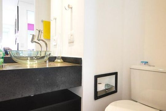 banheiro de apartamento à venda com 2 quartos, 64m² em Vila Suzana, São Paulo