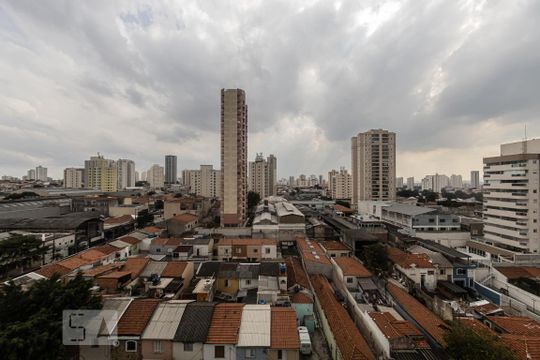 Vista Quarto 2 de apartamento à venda com 2 quartos, 58m² em Vila Bertioga, São Paulo